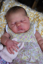 Load image into Gallery viewer, 19 Inch Silicone Simulation Real Life Reborn Baby Dolls Lifelike Newborn Baby Doll Realistic Reborn Toddler