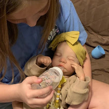 Load image into Gallery viewer, 18" Lifelike Reborn Baby Dolls Silicone Realistic Soft Vinyl Newborn Baby Dolls That Look Real