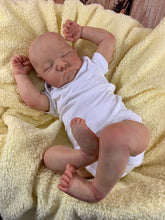Load image into Gallery viewer, 19 Inch Reborn Baby Dolls Bebes Bonecas Doll Sleeping High Quality Handmade Silicone Baby Doll Kids Best Gift