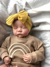Load image into Gallery viewer, 18" Lifelike Reborn Baby Dolls Silicone Realistic Soft Vinyl Newborn Baby Dolls That Look Real