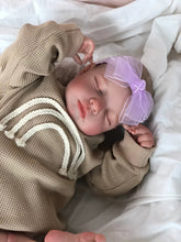 Load image into Gallery viewer, Lifelike Reborn Baby Dolls Realistic Reborn Baby Doll Girl 20 Inch Newborn Baby Dolls