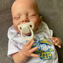Загрузить изображение в средство просмотра галереи, Lifelike Reborn Toddler 19 Inch Realistic Newborn Baby Doll Boy Full Silicone Body Reborn Baby Dolls