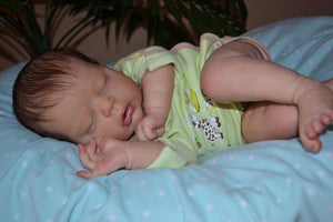 22inch Adorable Lifelike Reborn Baby Doll Handmade Realistic Sleeping Cuddly Baby Dolls Gift for Kids
