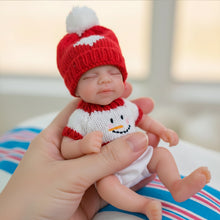 Laden Sie das Bild in den Galerie-Viewer, Pinky Reborn Realistic Reborn Baby Dolls Girl 8 Inch 20cm Soft Solid Platinum Silicone Full Body Mini Handy Baby Flexible Elastic Newborn Baby Doll Toy
