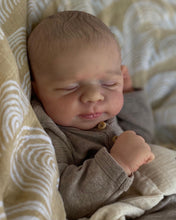 画像をギャラリービューアに読み込む, 18 Inch Sleeping Lifelike Reborn Baby Dolls Pascale Handmade Cuddly Realistic Newborn Baby Doll Girl Gift for Kids
