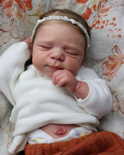 画像をギャラリービューアに読み込む, 18 Inch Adorable Lifelike Realistic Newborn Baby Dolls Silicone Full Body Lovely Sleeping Reborn Baby Doll Girl Birthday Xmas Gift for Kids Age 3+
