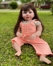 画像をギャラリービューアに読み込む, 28 Inch 80cm Lovely Toddler Girl Reborn Doll Adorable Newborn Baby Doll Cloth Body Cuddly Baby Doll Girl Gift
