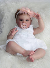 Carregar imagem no visualizador da galeria, 24 inch Lovely Lifelike Reborn Baby Dolls Realistic Adorable Toddler Lottie Reborn Baby Doll Girl
