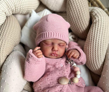 画像をギャラリービューアに読み込む, 20 Inch Lifelike Newborn Baby Dolls Cuddly Reborn Baby Doll Realistic Baby Doll Girl Birthday Xmas Gift for Kids

