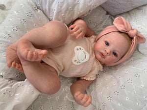 18 inch Lovely Lifelike Reborn Baby Doll Realistic Soft Silicone Newborn Baby Dolls Girl Cuddly Toddler Baby Dolls Girl