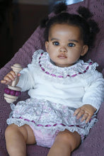 Загрузить изображение в средство просмотра галереи, 22 Inch Lovely Reborn Baby Dolls Dark Brown Skin Newborn Toddler Handmade Reborn Baby Dolls Girl
