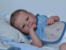 Carica l&#39;immagine nel visualizzatore di Gallery, 17 inch Adorable Lifelike Reborn Baby Dolls Elijah Soft Silicone Realistic Newborn Baby Doll Xmas Birthday Gift
