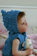 Cargar imagen en el visor de la galería, Bettie 18&quot;  Cloth Body Doll in Sleeveless Blue Knit Sweater &amp; Matching Hat  Rooted Chestnut Brown Hair Glass-Look Blue Eyes Collector Art Doll
