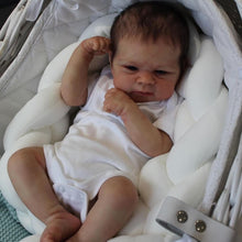 Загрузить изображение в средство просмотра галереи, 17inch Cuddly Lifelike Reborn Baby Dolls Elijah Soft Silicone Realistic Newborn Baby Doll Xmas Birthday Gift
