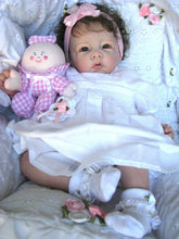 Carica l&#39;immagine nel visualizzatore di Gallery, 20 Inch Reborn Baby Doll Silicone Simulation Handmade Newborn Doll Girl Silicone Vinyl Real Baby Doll
