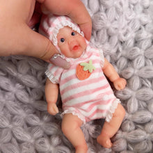 Load image into Gallery viewer, Pinky Reborn 6 Inch Mini Reborn Baby Dolls Full Silicone Baby Girl,Tiny Silicone Baby Dolls ，Mini Realistic Newborn Baby Doll with Clothes Set &amp; Feeding Accessories (Vivienne)
