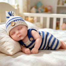 Cargar imagen en el visor de la galería, 18" Weighted Silicone Reborn Doll – 4KG Realistic Baby with Open Mouth &amp; Knitted Clothes
