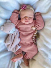 Load image into Gallery viewer, 18 inch lovely cute face slepping reborn baby dolls good gifts ideas for kids birthday holiday present full vinyl body dolls
