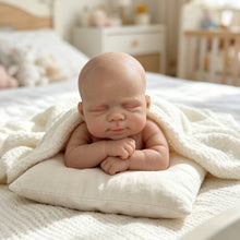 Cargar imagen en el visor de la galería, Serene Sleeping 18-Inch Silicone Reborn Doll | Lifelike Baby with Cozy Outfit &amp; Diaper
