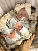 Load image into Gallery viewer, Reborn Baby Dolls 19 Inch Realistic Newborn Baby Dolls Soft Silicone Baby Doll with Clothes and Toy Accessories, White
