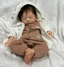 画像をギャラリービューアに読み込む, 19 Inch Sleeping Newborn Baby Dolls Adorable Cuddly Realistic Reborn Baby Dolls Girl
