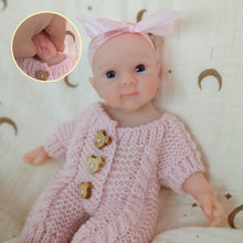 Load image into Gallery viewer, Pinky Reborn 8 Inch Mini Reborn Baby Dolls ，Full Silicone Baby Girl,Tiny Silicone Baby Dolls ，Mini Realistic Newborn Baby Doll Bettie with Clothes Set &amp; Feeding Accessories
