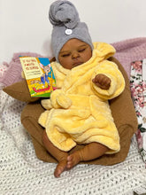 画像をギャラリービューアに読み込む, 20-Inch Realistic Black Reborn Baby Girl Doll | Full Vinyl Sleeping Newborn with Curly Black Hair &amp; Yellow Sleep Gown | Lifelike Skin Touch, Poseable Limbs, Eyes Closed
