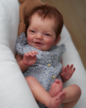 Загрузить изображение в средство просмотра галереи, 20 Inch Adorable Lifelike Newborn Baby Dolls Girl Realistic  Reborn Toddler Girl Gift for Kids3+
