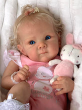 Carica l&#39;immagine nel visualizzatore di Gallery, Cute 18 Inch Realistic Reborn Baby Dolls Lifelike Newborn Baby Dolls Girl Lovely Preemie Baby Doll
