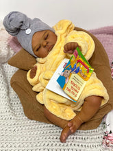画像をギャラリービューアに読み込む, 20-Inch Realistic Black Reborn Baby Girl Doll | Full Vinyl Sleeping Newborn with Curly Black Hair &amp; Yellow Sleep Gown | Lifelike Skin Touch, Poseable Limbs, Eyes Closed
