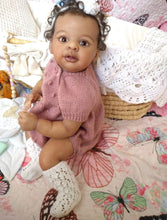 Carregar imagem no visualizador da galeria, 23 Inch Adorable Reborn Baby Girl Doll Soft Cloth Body Silicone Vinyl Dark Brown Skin African American Realistic Baby Doll Girl Gift for Kids
