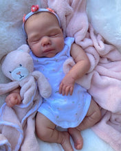 Carica l&#39;immagine nel visualizzatore di Gallery, 19 Inch Lifelike Baby Dolls Girl Sleeping Cuddly Baby Dolls Newborn Girl Realistic Reborn Baby Doll
