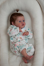 Laden Sie das Bild in den Galerie-Viewer, 20 Inch Cuddly Lifelike Newborn Baby Dolls Girl Chloe Adorable Reborn Toddler Realistic Baby Dolls Girl Gift for Kids 3+
