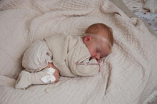 Carregar imagem no visualizador da galeria, 20 Inch Adorable Cuddly Lifelike Newborn Baby Dolls Sleeping Cuddly Realistic Reborn Baby Doll Girl Birthday Xmas Gift
