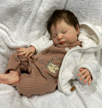 画像をギャラリービューアに読み込む, 19 Inch Sleeping Newborn Baby Dolls Adorable Cuddly Realistic Reborn Baby Dolls Girl
