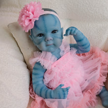 Carica l&#39;immagine nel visualizzatore di Gallery, Bettie Avatar 18&quot; Fantasy Vinyl Doll - Hand-Painted Blue Skin &amp; Icy Blue Eyes | Pink Lace Bow-Dress + Floral Headband | Collector&#39;s Edition

