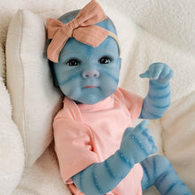 Carica l&#39;immagine nel visualizzatore di Gallery, Bettie Avatar 18&quot; Fantasy Vinyl Doll - Hand-Painted Blue Skin &amp; Icy Blue Eyes | Pink Lace Bow-Dress + Floral Headband | Collector&#39;s Edition
