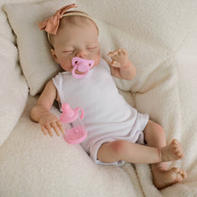 Cargar imagen en el visor de la galería, 19 inch 48cm Gallery-Level Reborn Baby Irys- Hand-Painted Portrait, Cloth Body + Deep Blush Bow &amp; Strapless Romper
