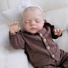 Carica l&#39;immagine nel visualizzatore di Gallery, Hand-Painted Reborn Baby Doll Gift Set - Grey Lace-Collar Sweater &amp; Socks | Soft Body Doll for 3 Year Olds | Christmas &amp; Birthday Present in Color Gift Box
