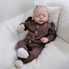 Carica l&#39;immagine nel visualizzatore di Gallery, Hand-Painted Reborn Baby Doll Gift Set - Grey Lace-Collar Sweater &amp; Socks | Soft Body Doll for 3 Year Olds | Christmas &amp; Birthday Present in Color Gift Box
