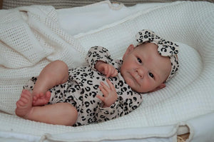 19 Inch Lovely Lifelike Reborn Baby Dolls Girls Ava Adorable Realistic Newborn Toddler Baby Dolls Gift