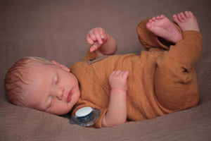 19 Inch Sleeping Newborn Baby Dolls Adorable Cuddly Realistic Baby Dolls Girl Lifelike Soft Cloth Body Baby Dolls Gift