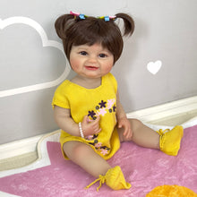 Carica l&#39;immagine nel visualizzatore di Gallery, 22 Inch Lovely Reborn Baby Doll Adorable Newborn Silicone Doll Full Body Baby Dolls Girl Gift
