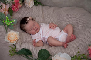 19 Inch Lovely Reborn Dolls Girl Sleeping Cute Smiling Silicone Reborn Baby Doll Preemie Lifelike Reborn Baby Doll