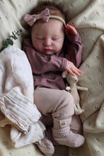 Загрузить изображение в средство просмотра галереи, 19 Inch Realistic Reborn Baby Dolls Sleeping Soft Silicone Reborn Baby Girl Doll Adorable Reborn Baby Doll
