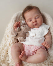 Laden Sie das Bild in den Galerie-Viewer, 20 Inch Sleeping Lifelike Realistic Newborn Baby Dolls Real Life Reborn Baby Doll Cloth Body Sleeping Baby Doll Girl Kids Birthday Xmas Gift
