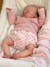 Laden Sie das Bild in den Galerie-Viewer, 19 Inch Sleeping Reborn Baby Dolls Girl HandMade Lifelike Silicone Baby Doll
