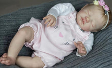 Загрузить изображение в средство просмотра галереи, 19 Inch Newborn Baby Dolls Lifelike Realistic  Baby Dolls Girl Sleeping Adorable Baby Dolls
