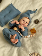 Загрузить изображение в средство просмотра галереи, 17 Inch Realistic Reborn Baby Dolls Girl Hand Made Lifelike Silicone Baby Doll Handmade Real Life Baby Doll
