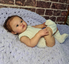 Загрузить изображение в средство просмотра галереи, 19 inch Lovely Lifelike Reborn Baby Doll Girl Realistic Soft Silicone Newborn Baby Dolls Girl Cuddly Toddler Baby Dolls
